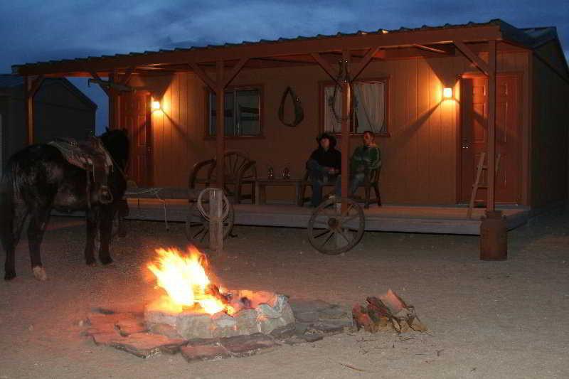 Hualapai Ranch Hotel Peach Springs Exterior foto